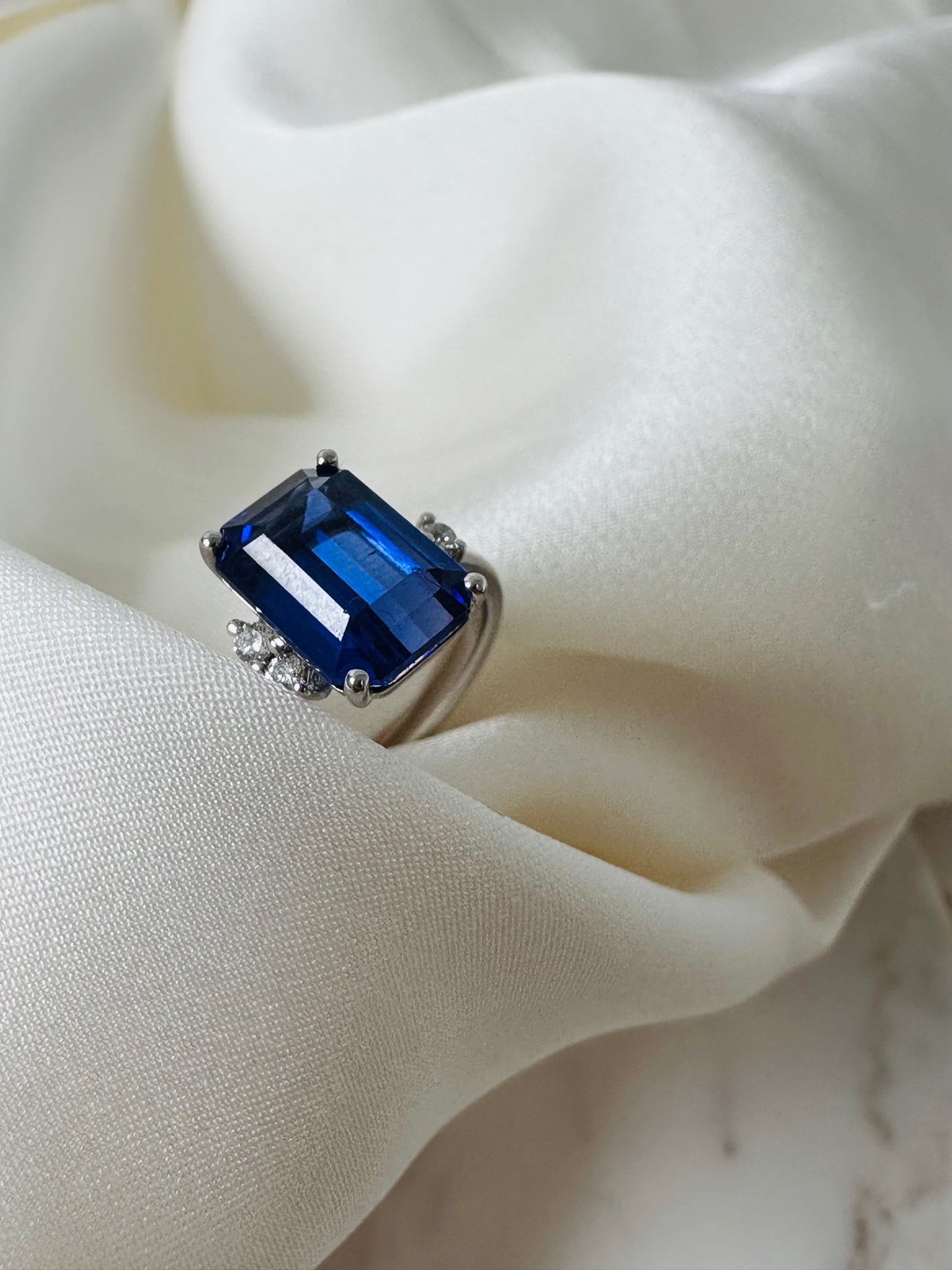Tanzanite Diamond Ring