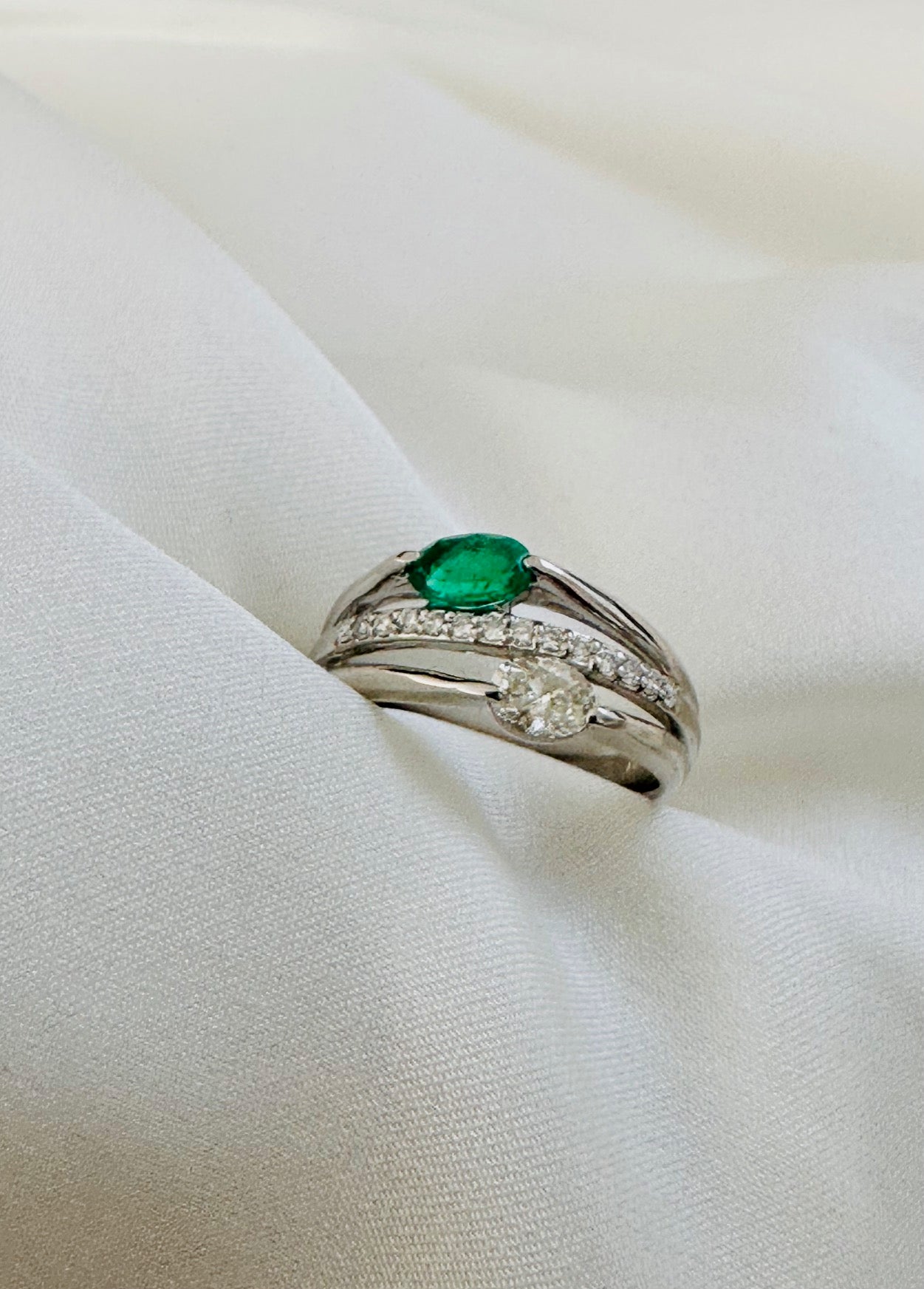 Emerald Diamond Ring