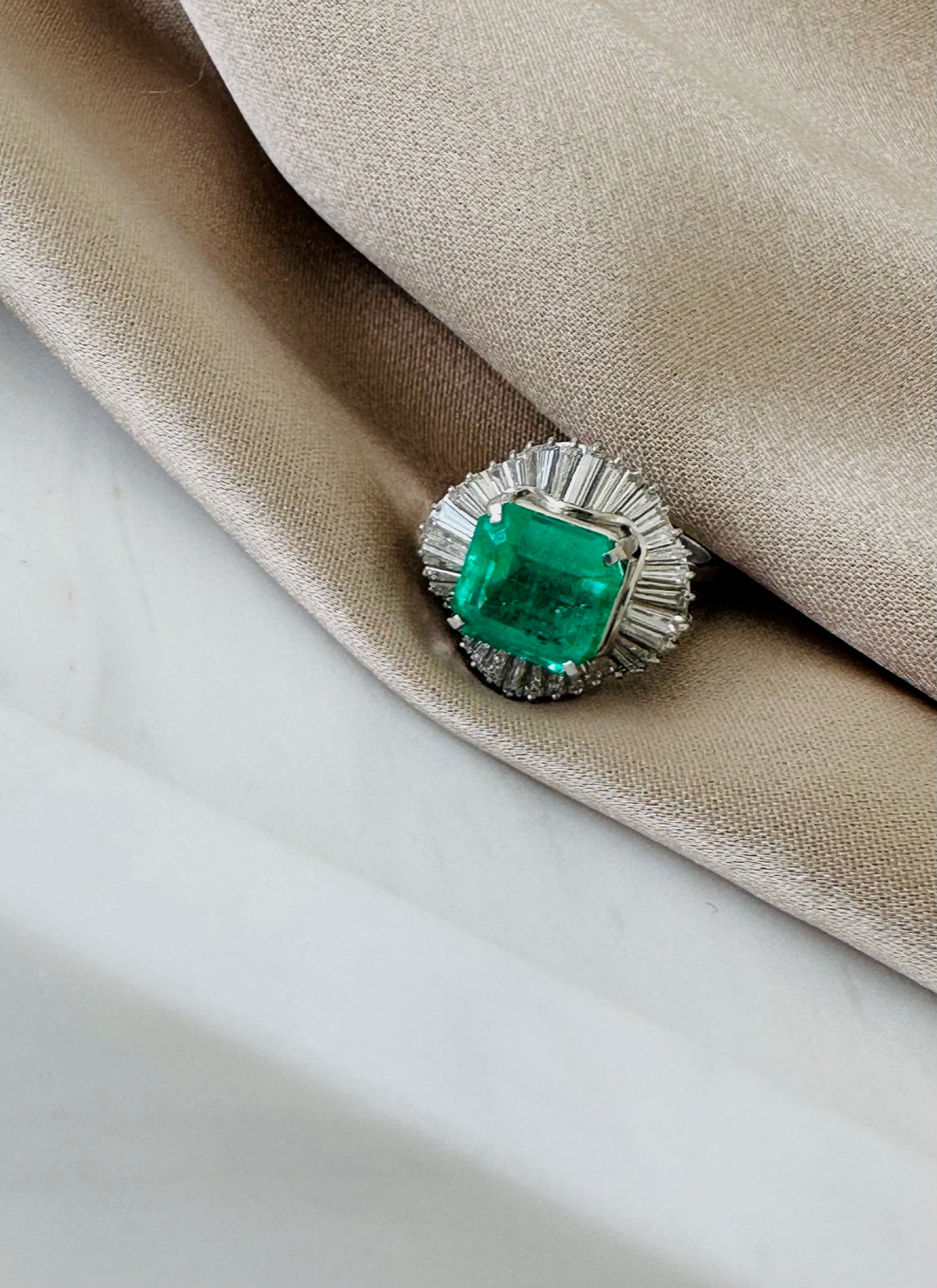 Colombian Emerald Diamond Ring