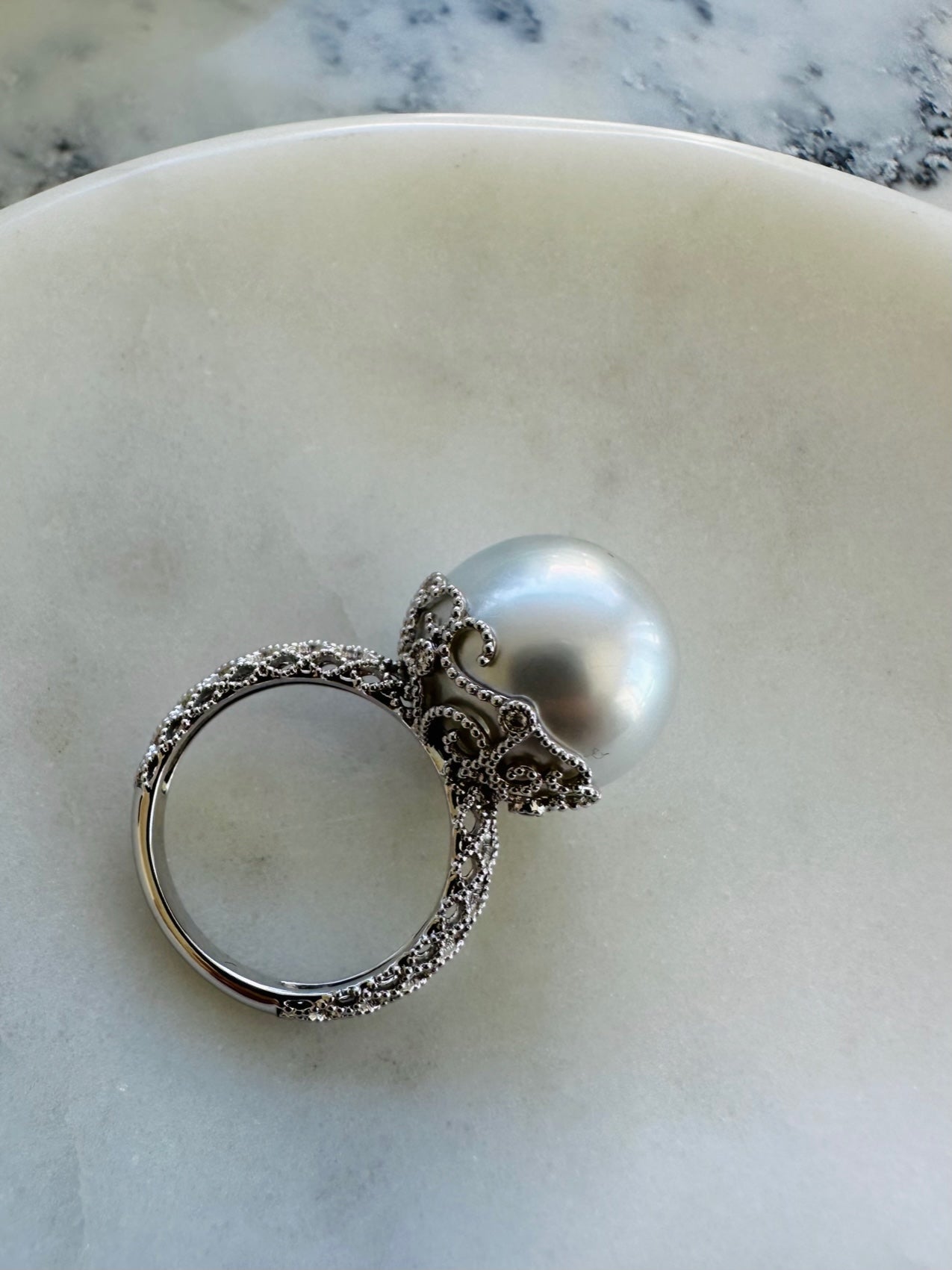 White South Sea Pearl Ring